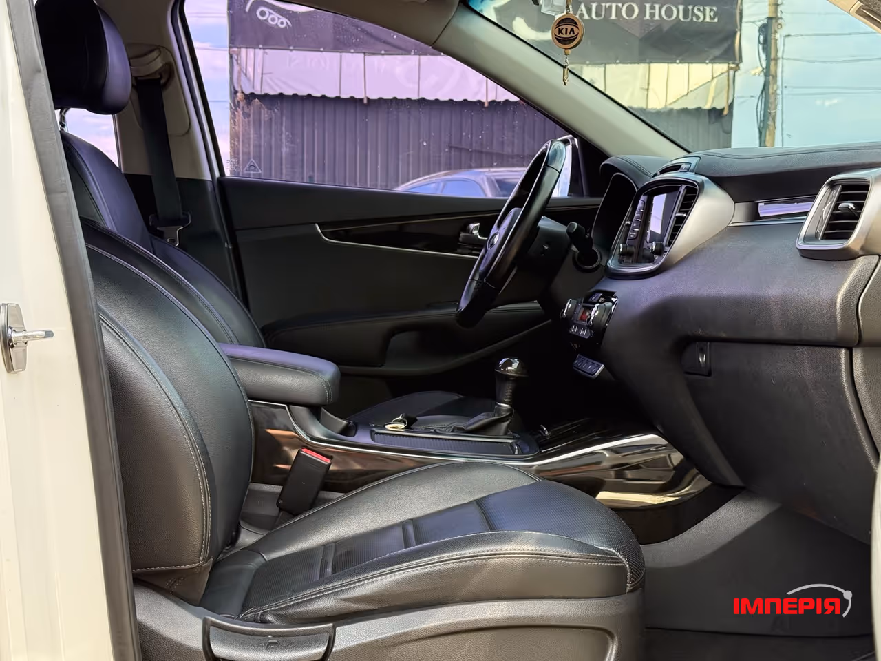 Kia Sorento - фото 26