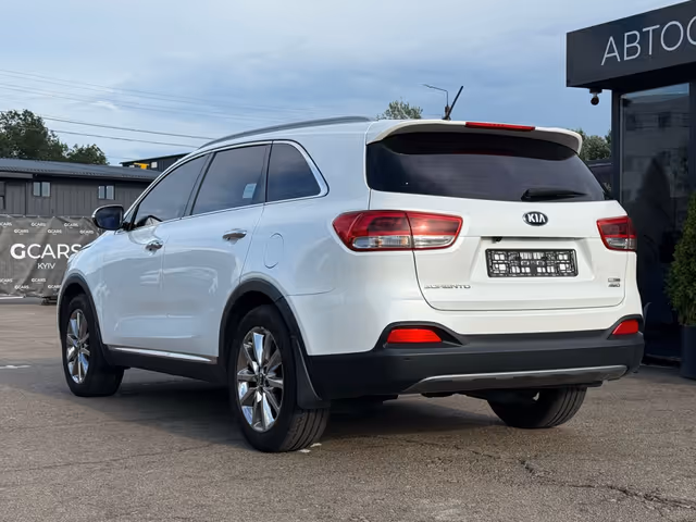 Kia Sorento - зображення 4