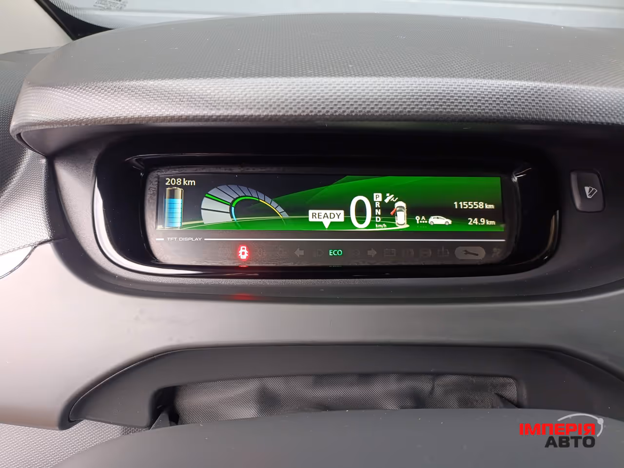 Renault ZOE - фото 17