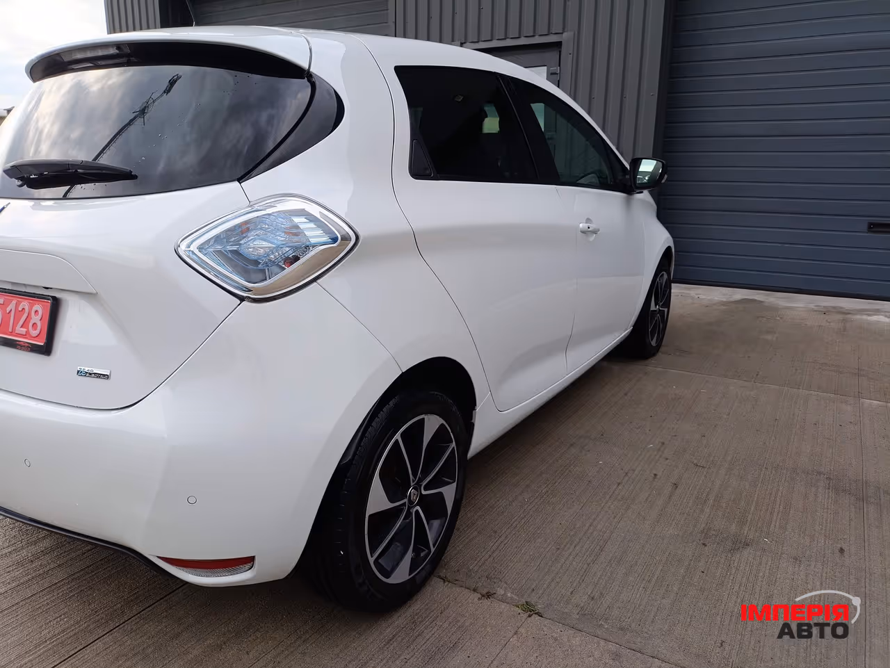 Renault ZOE - фото 14