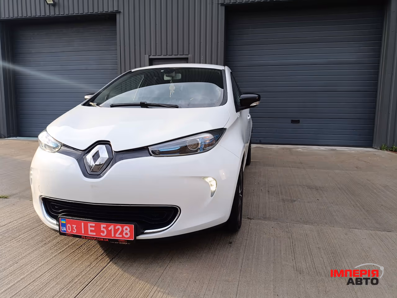 Renault ZOE - фото 2