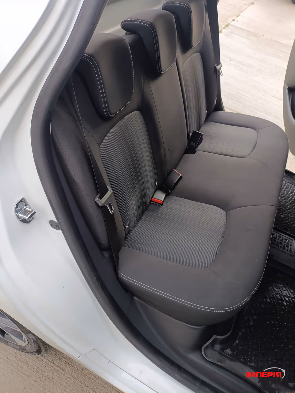Renault ZOE - фото 24