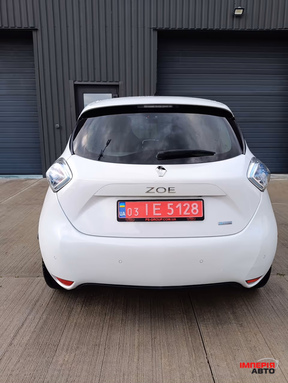 Renault ZOE - фото 12