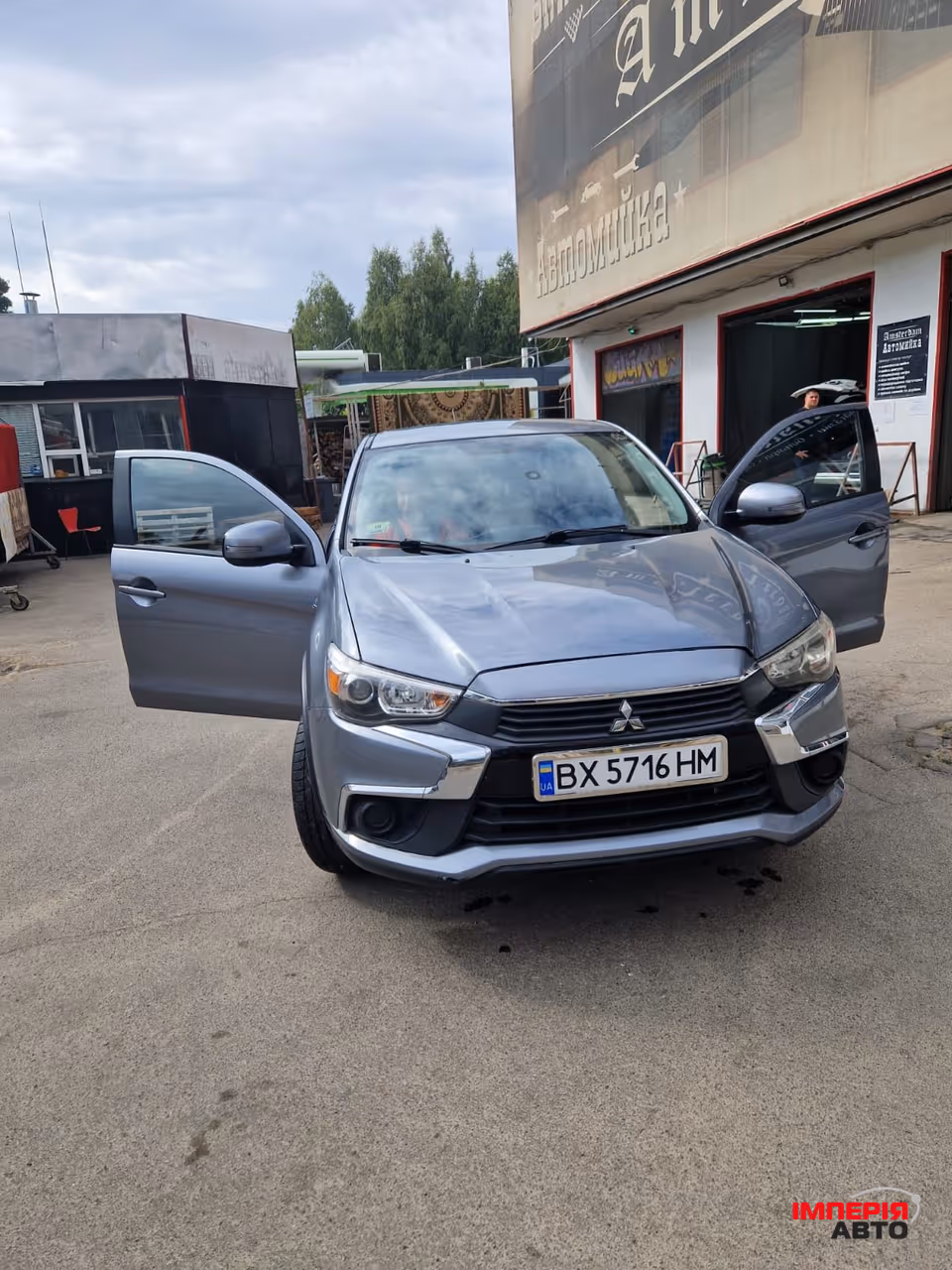Mitsubishi Outlander Sport - фото 1
