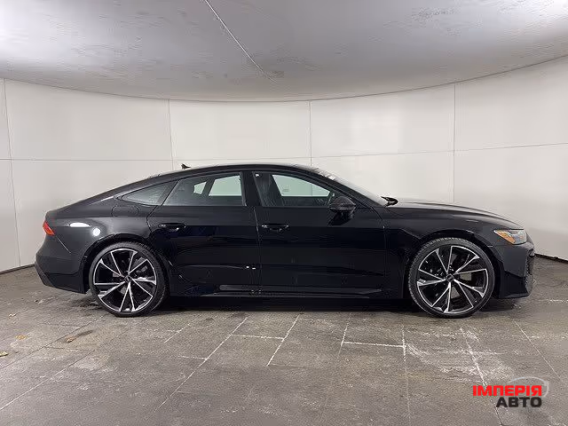 Audi RS 7 - фото 2