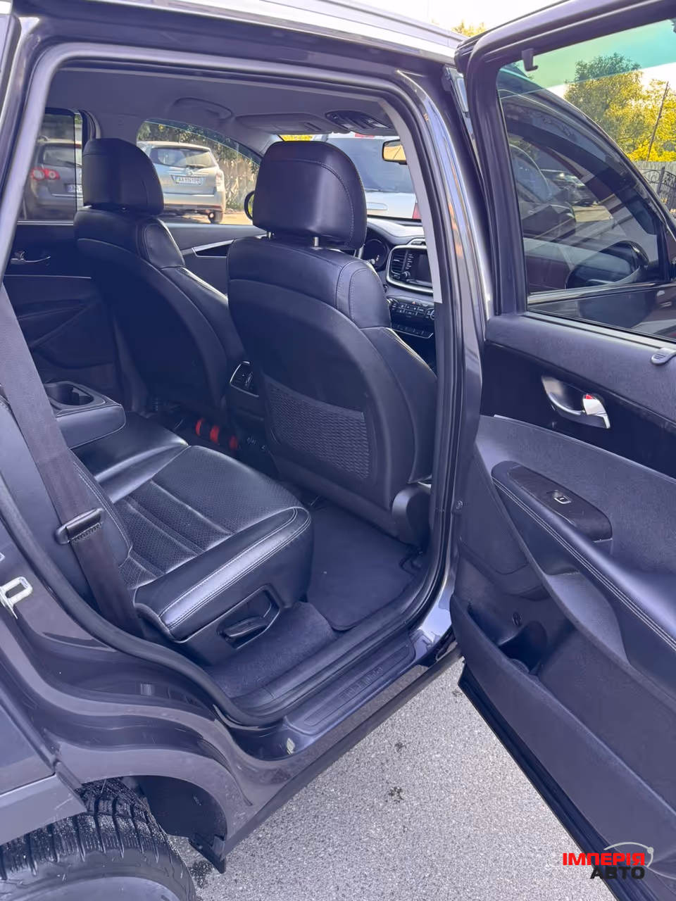 Kia Sorento - фото 6