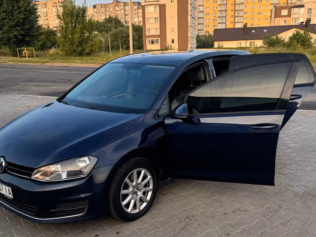Volkswagen Golf - зображення 4