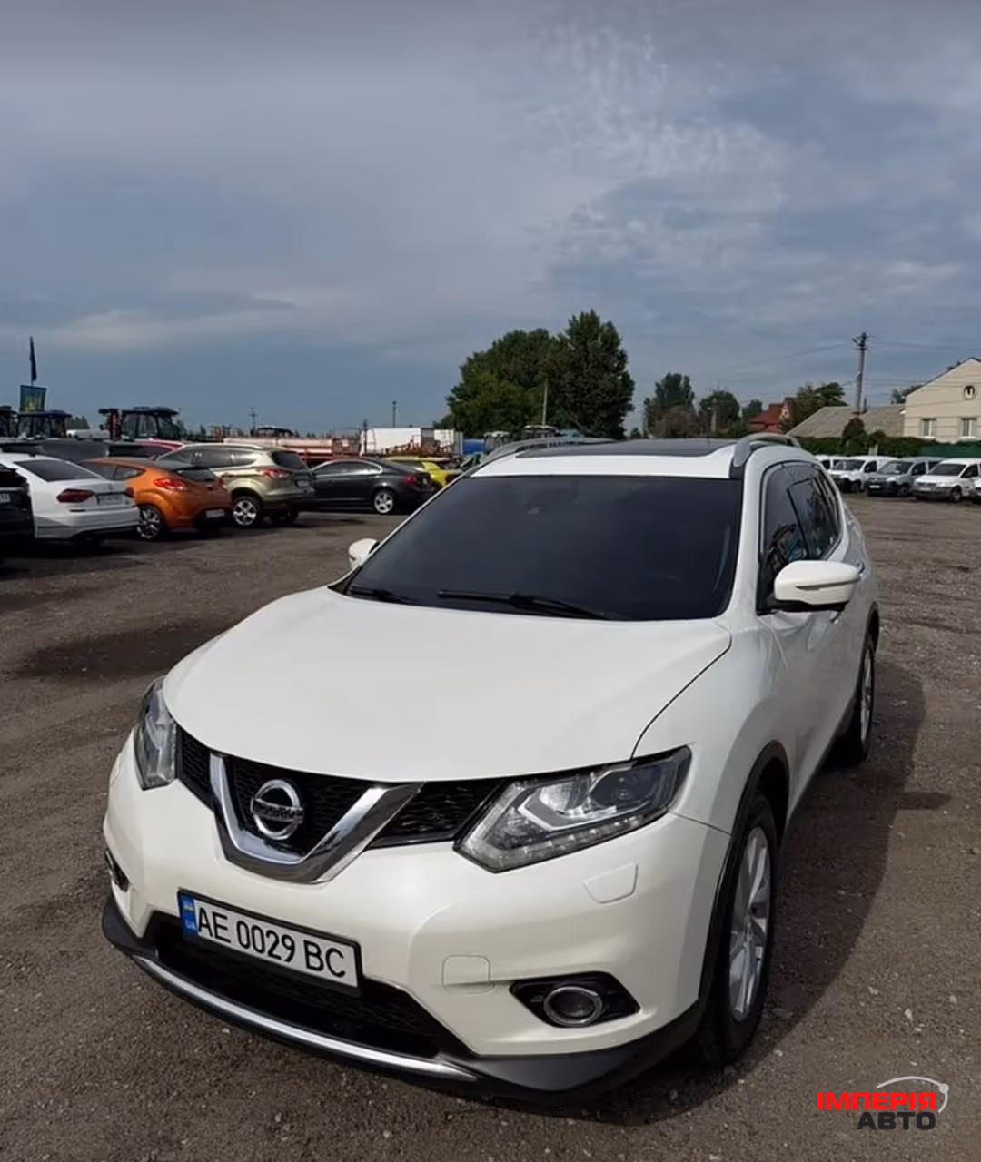 Nissan X-Trail - фото 1