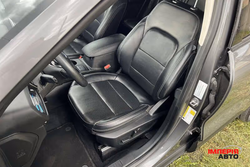 Ford Escape - фото 8