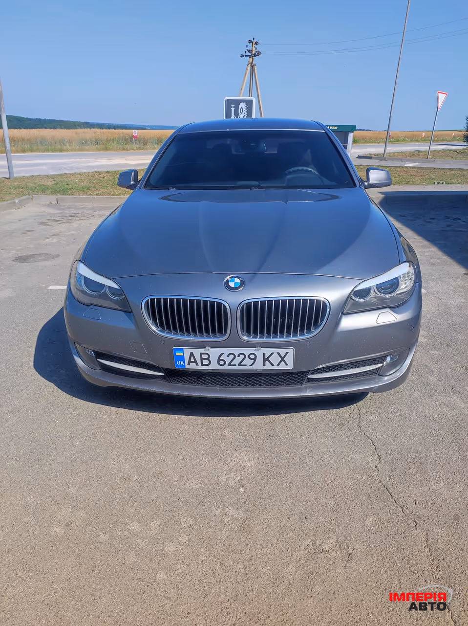 BMW 5 серії - фото 1