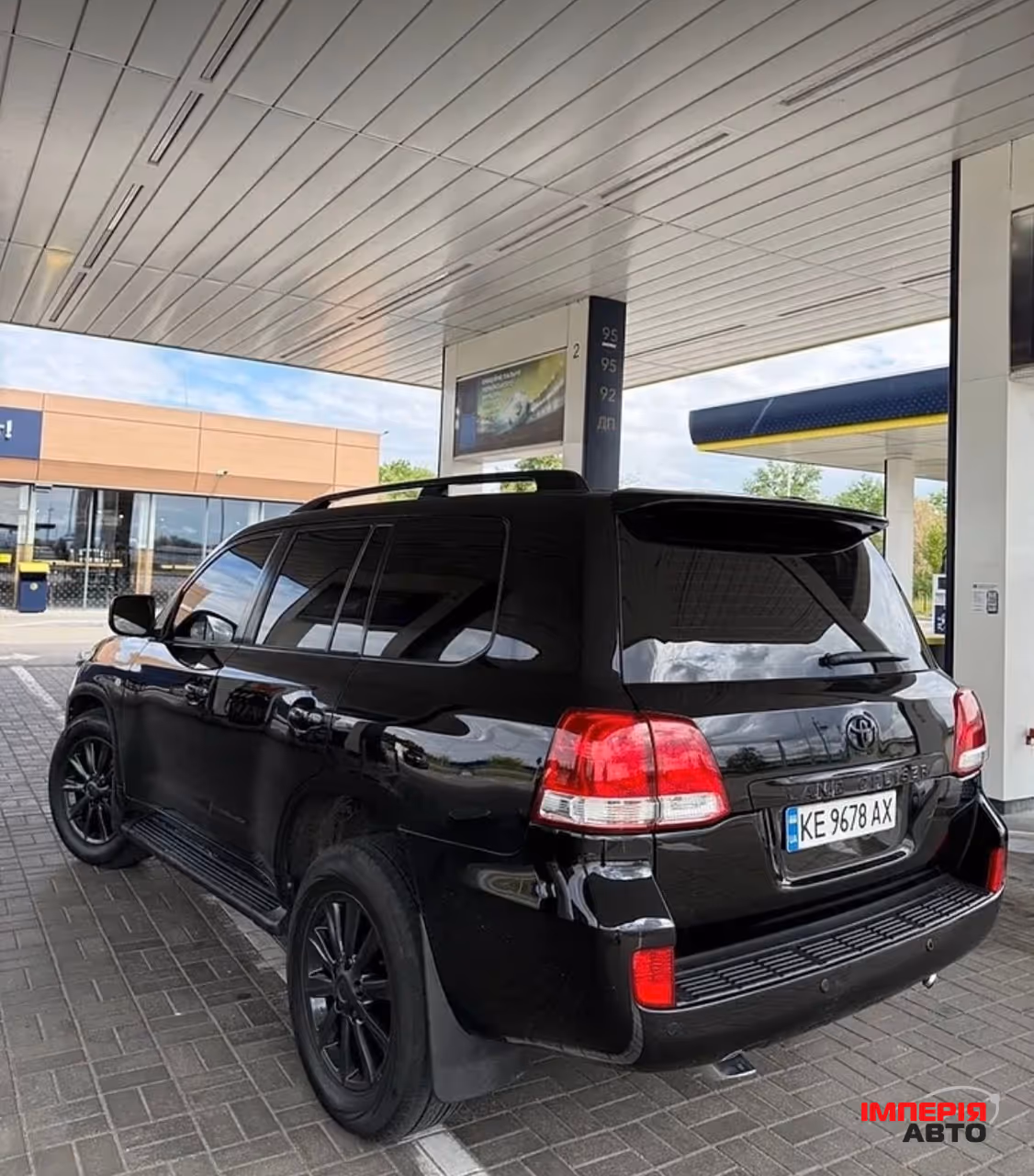 Toyota Land Cruiser - фото 3