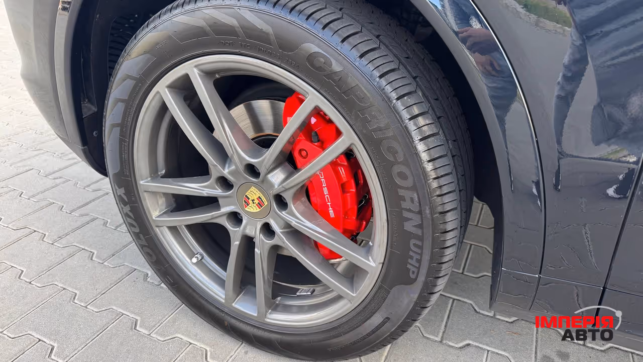 Porsche Cayenne - фото 40