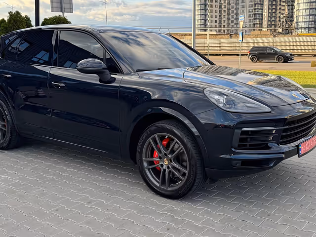 Porsche Cayenne - зображення 1
