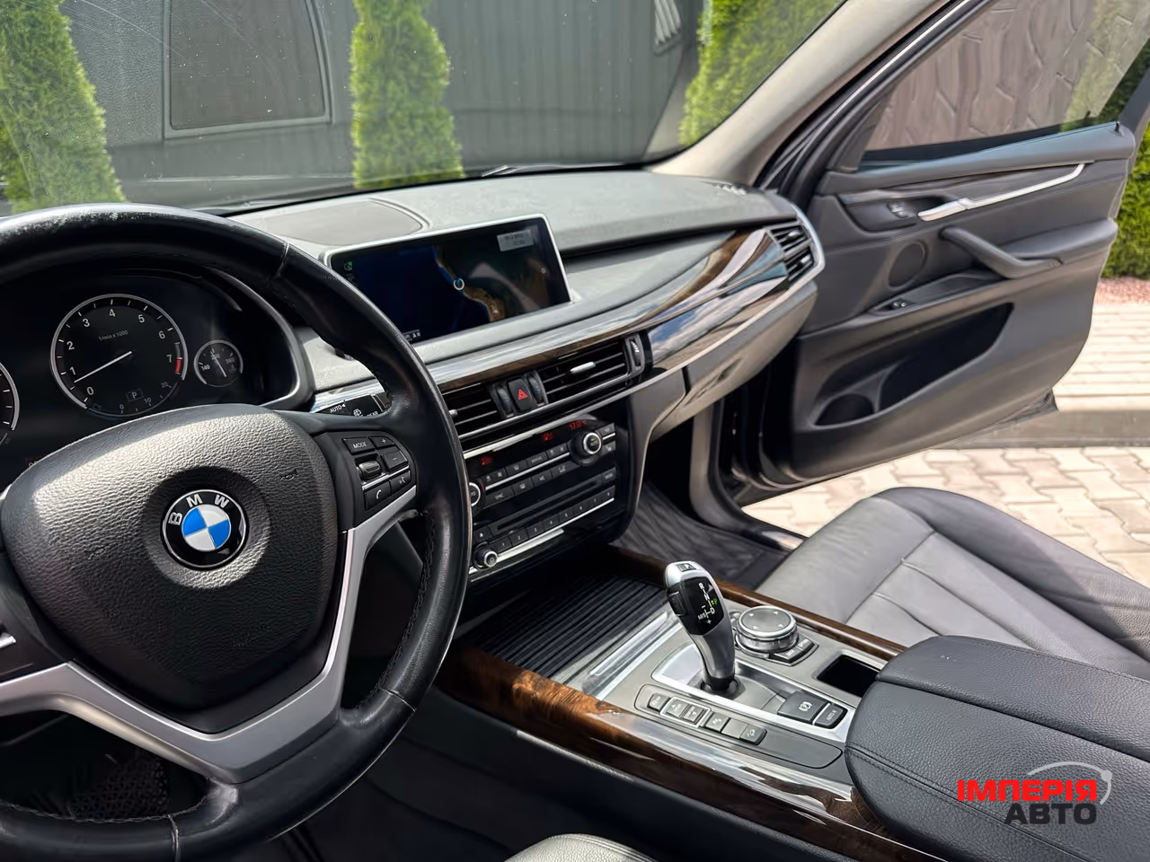 BMW X5 - фото 12