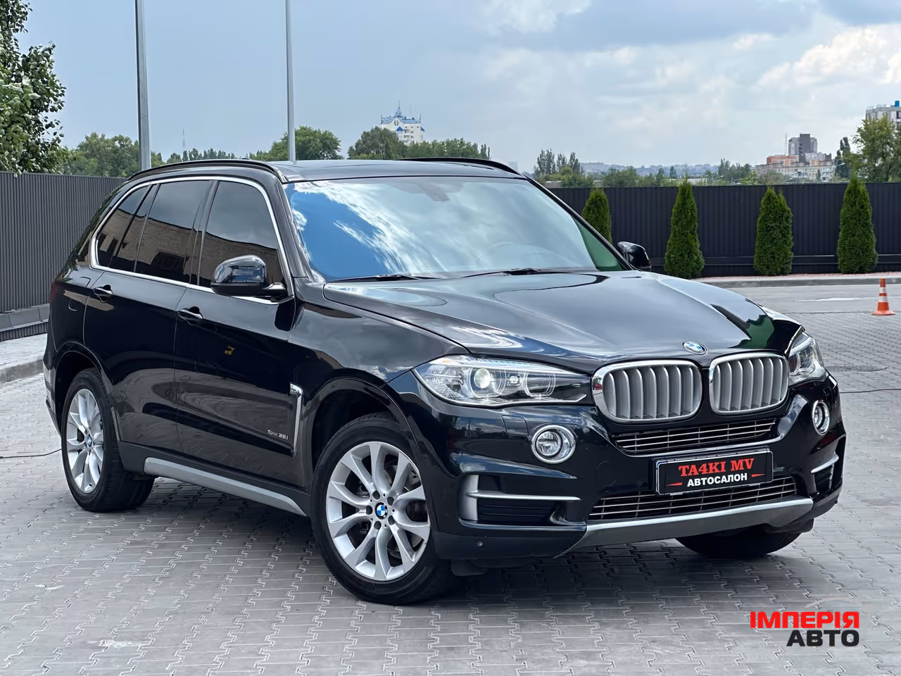BMW X5 - фото 6