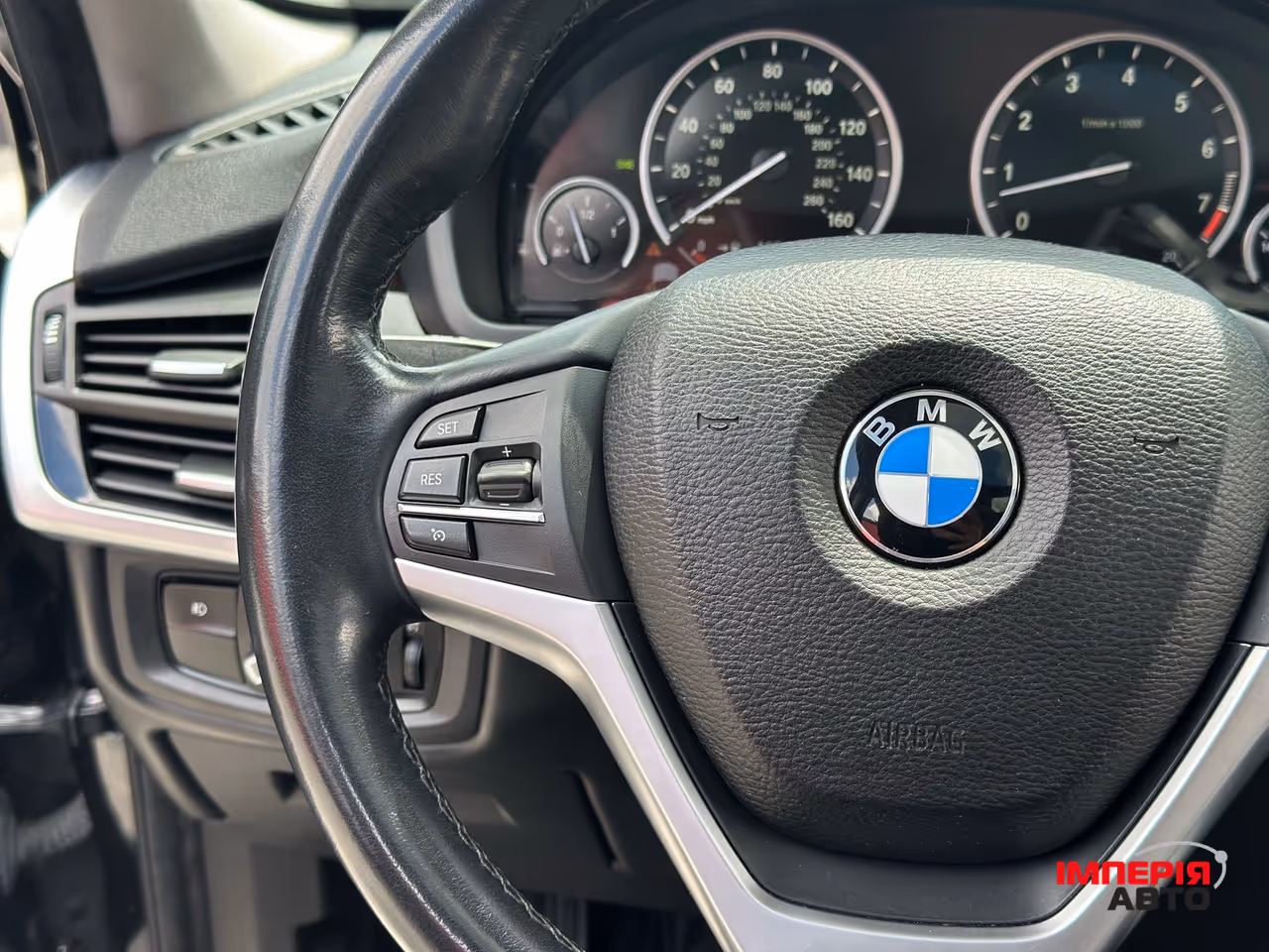 BMW X5 - фото 33
