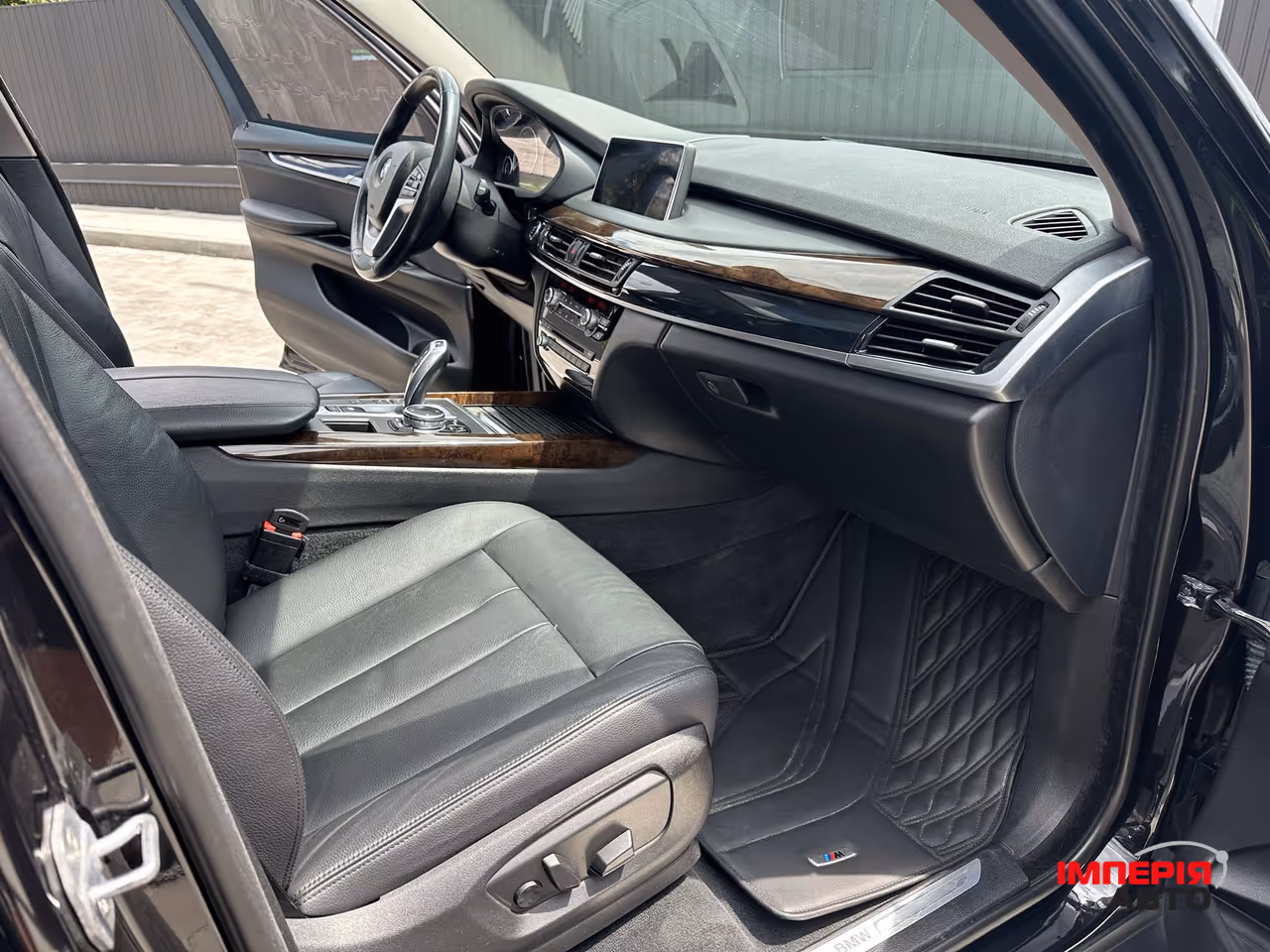 BMW X5 - фото 24
