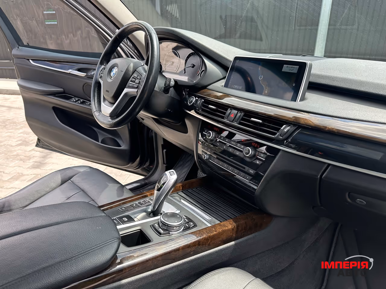 BMW X5 - фото 25