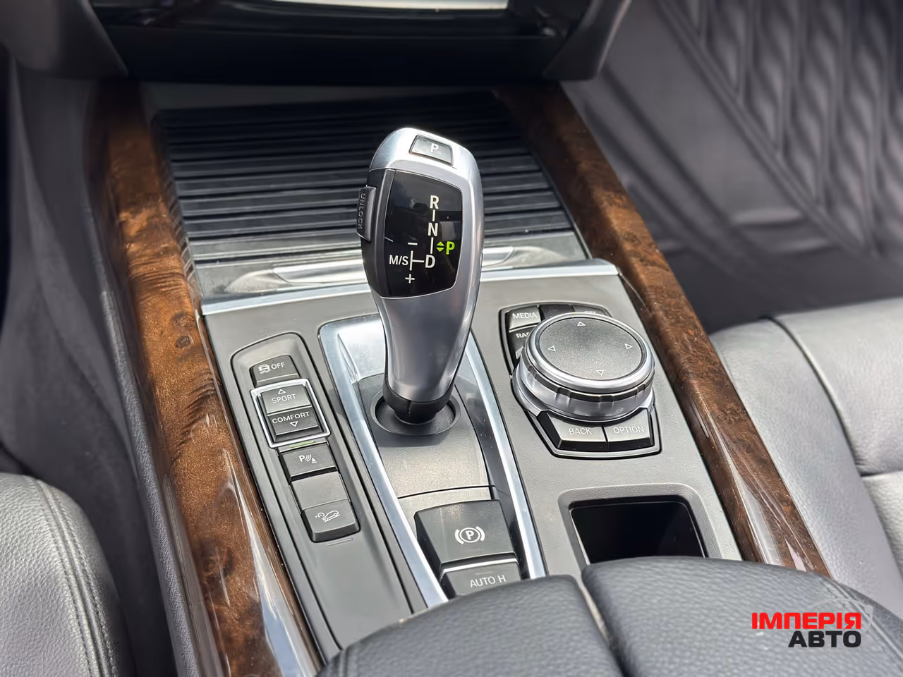 BMW X5 - фото 34