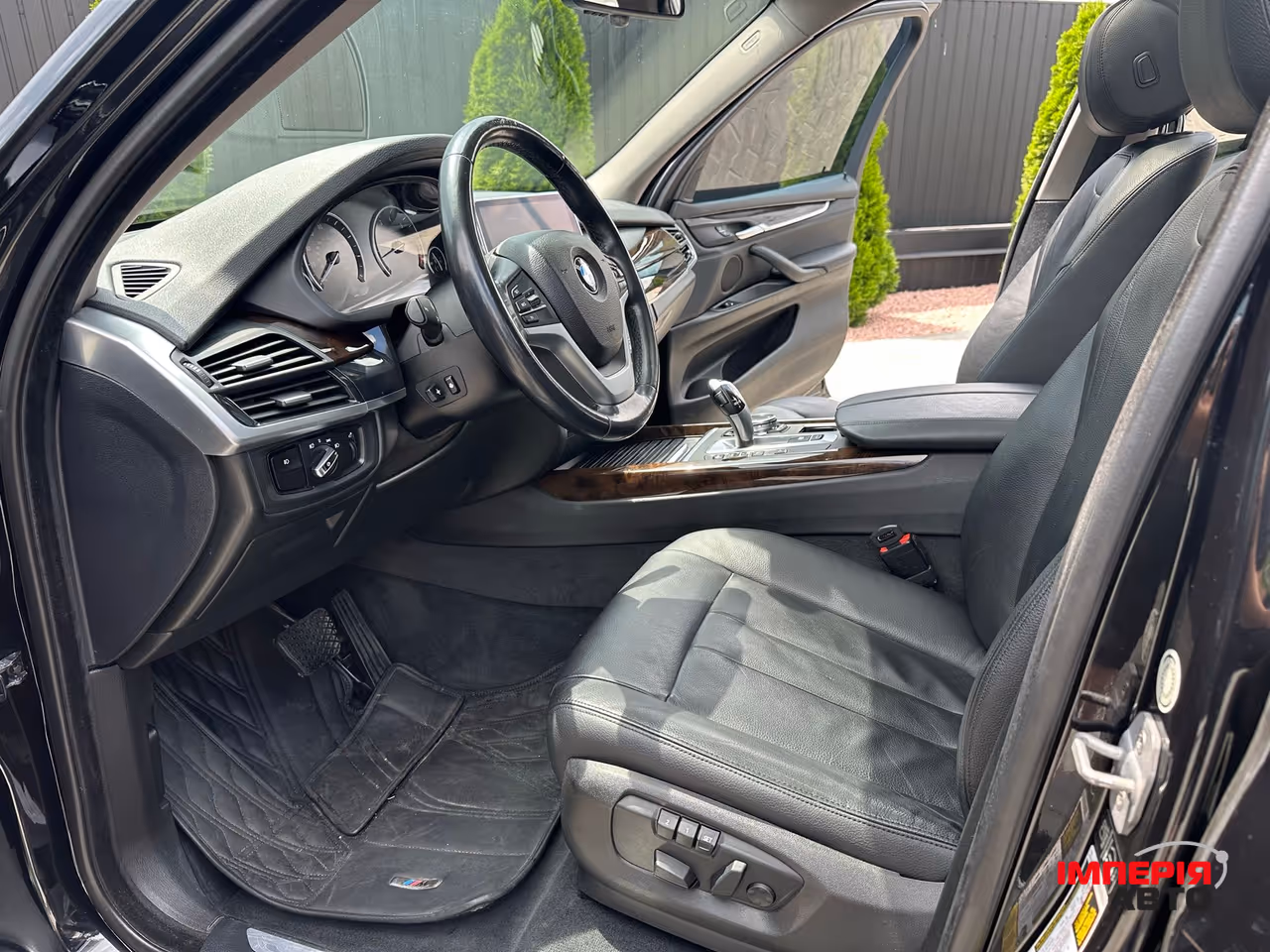 BMW X5 - фото 10