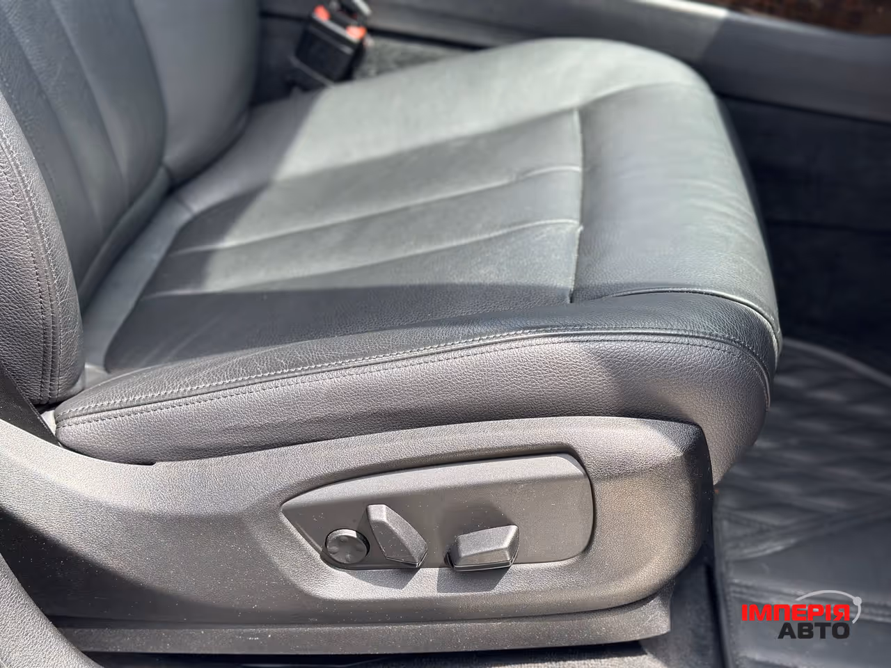 BMW X5 - фото 27