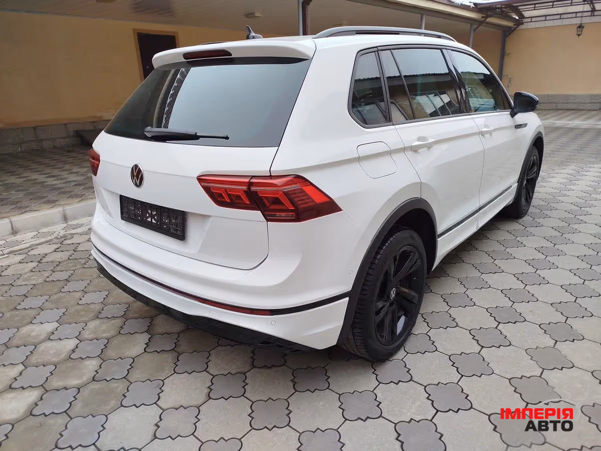 Volkswagen Tiguan - фото 3