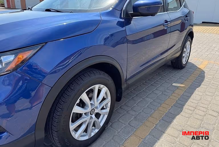Nissan Rogue Sport - фото 9