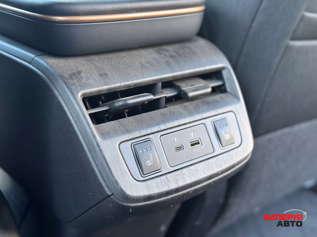 Nissan Ariya - фото 10