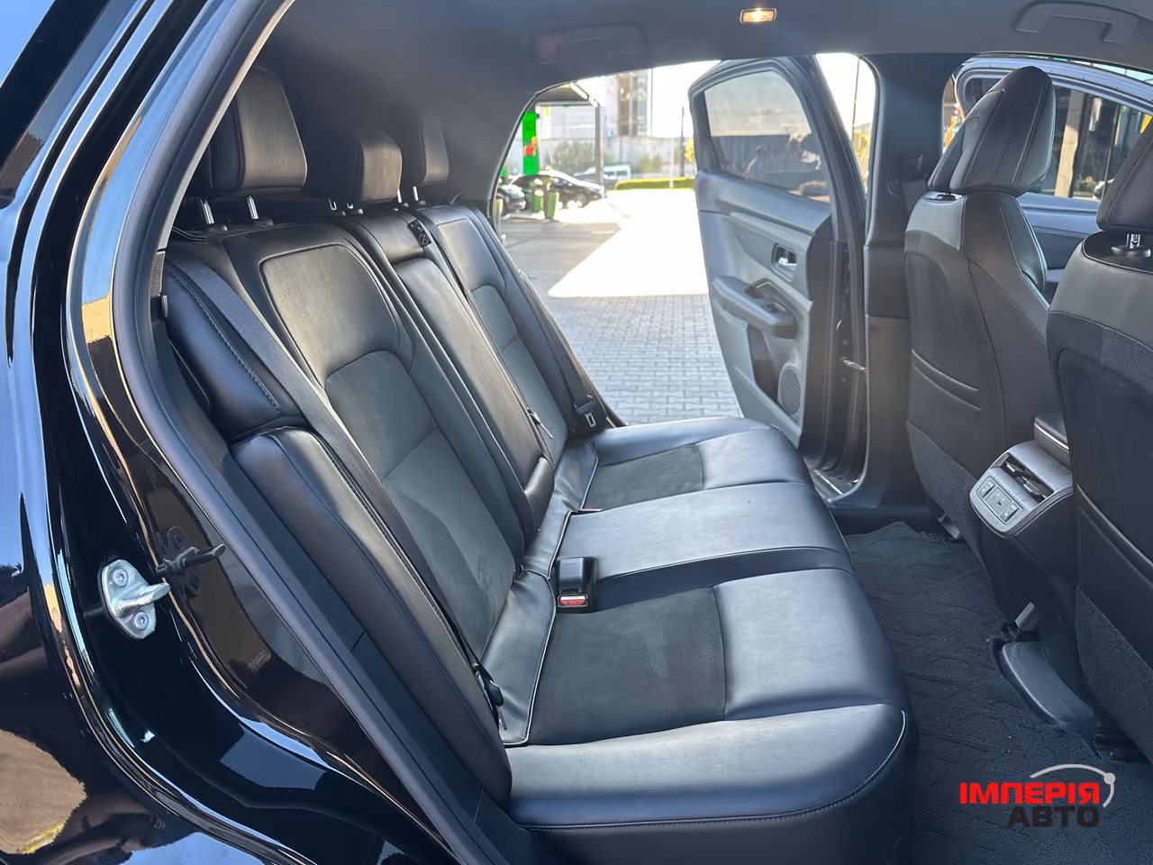 Nissan Ariya - фото 11