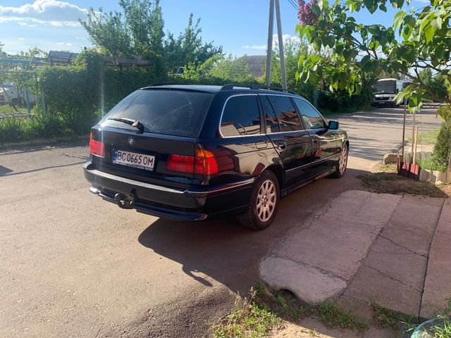 BMW 5 серії - зображення 5