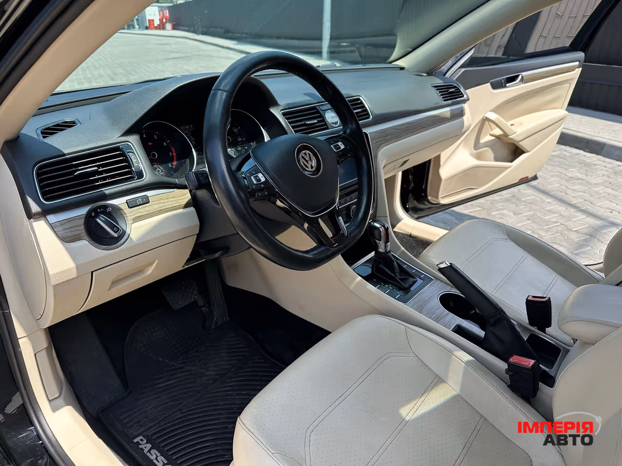 Volkswagen Passat - фото 11