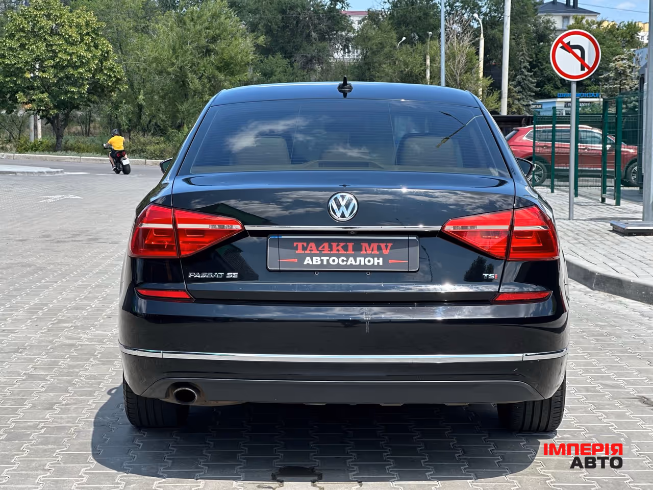 Volkswagen Passat - фото 3