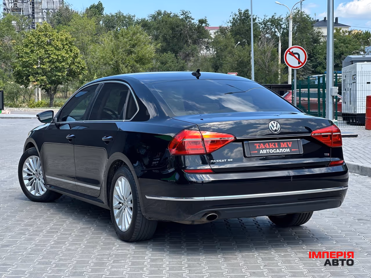 Volkswagen Passat - фото 5