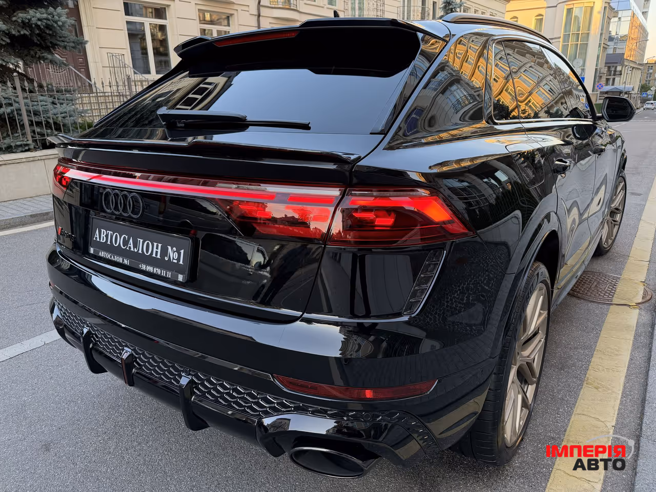 Audi RS Q8 - фото 8
