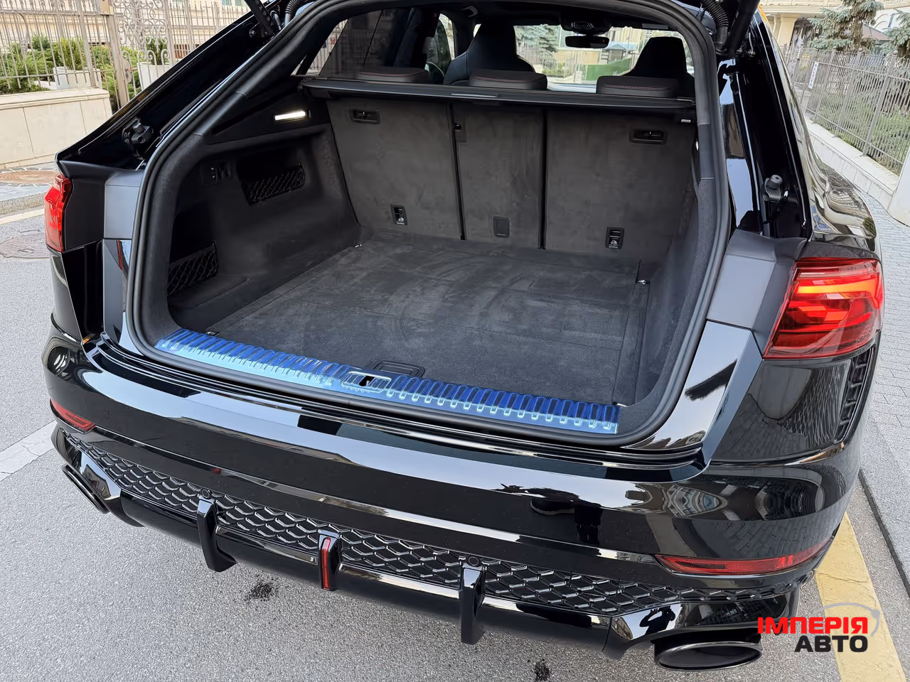 Audi RS Q8 - фото 53