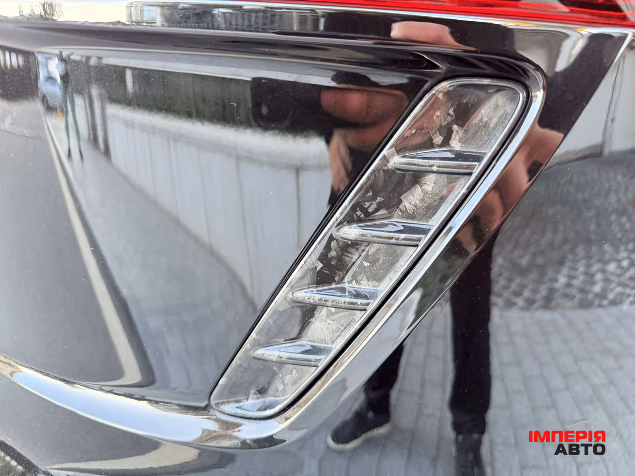 Audi RS Q8 - фото 21