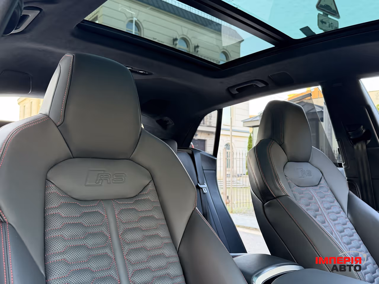 Audi RS Q8 - фото 36