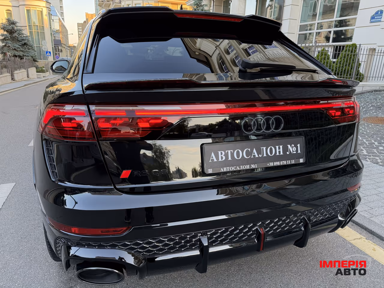 Audi RS Q8 - фото 6
