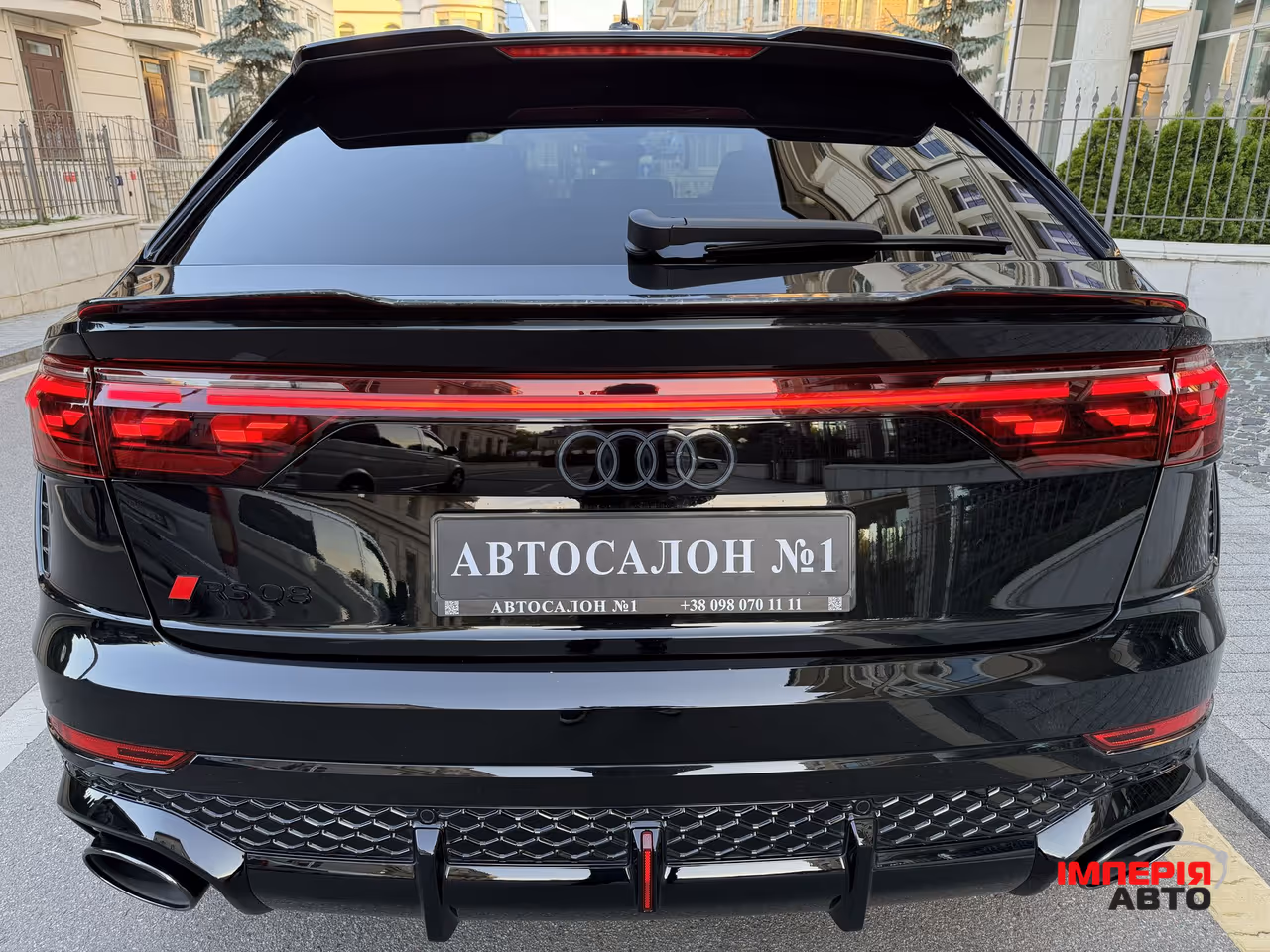 Audi RS Q8 - фото 7