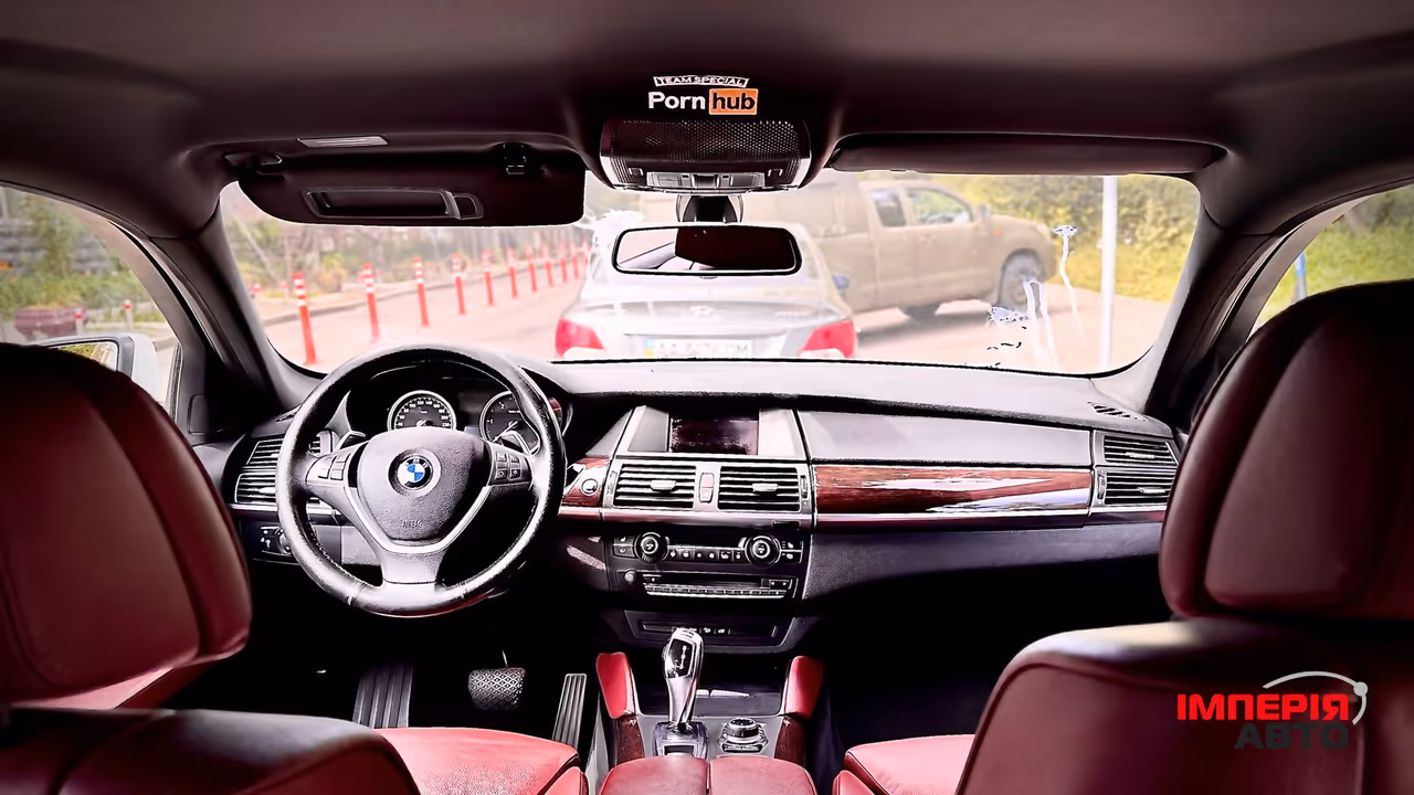 BMW X6 - фото 6