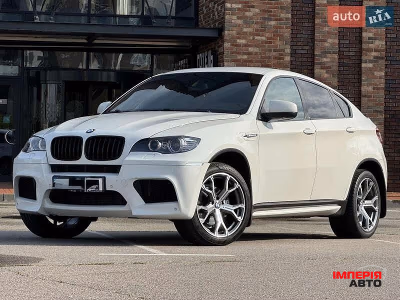 BMW X6 - фото 1