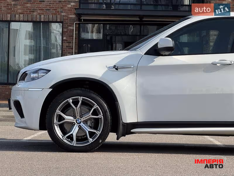 BMW X6 - фото 4