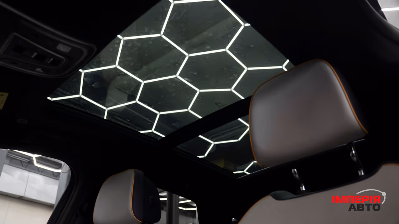 BYD Tang - фото 12