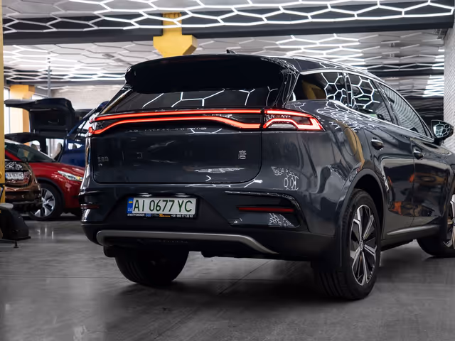 BYD Tang - зображення 2