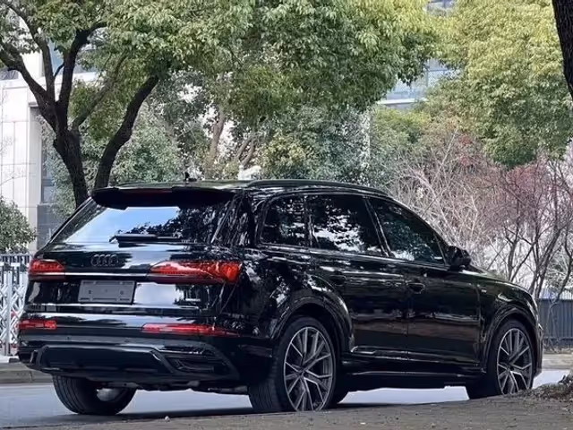 Audi Q7 - зображення 5