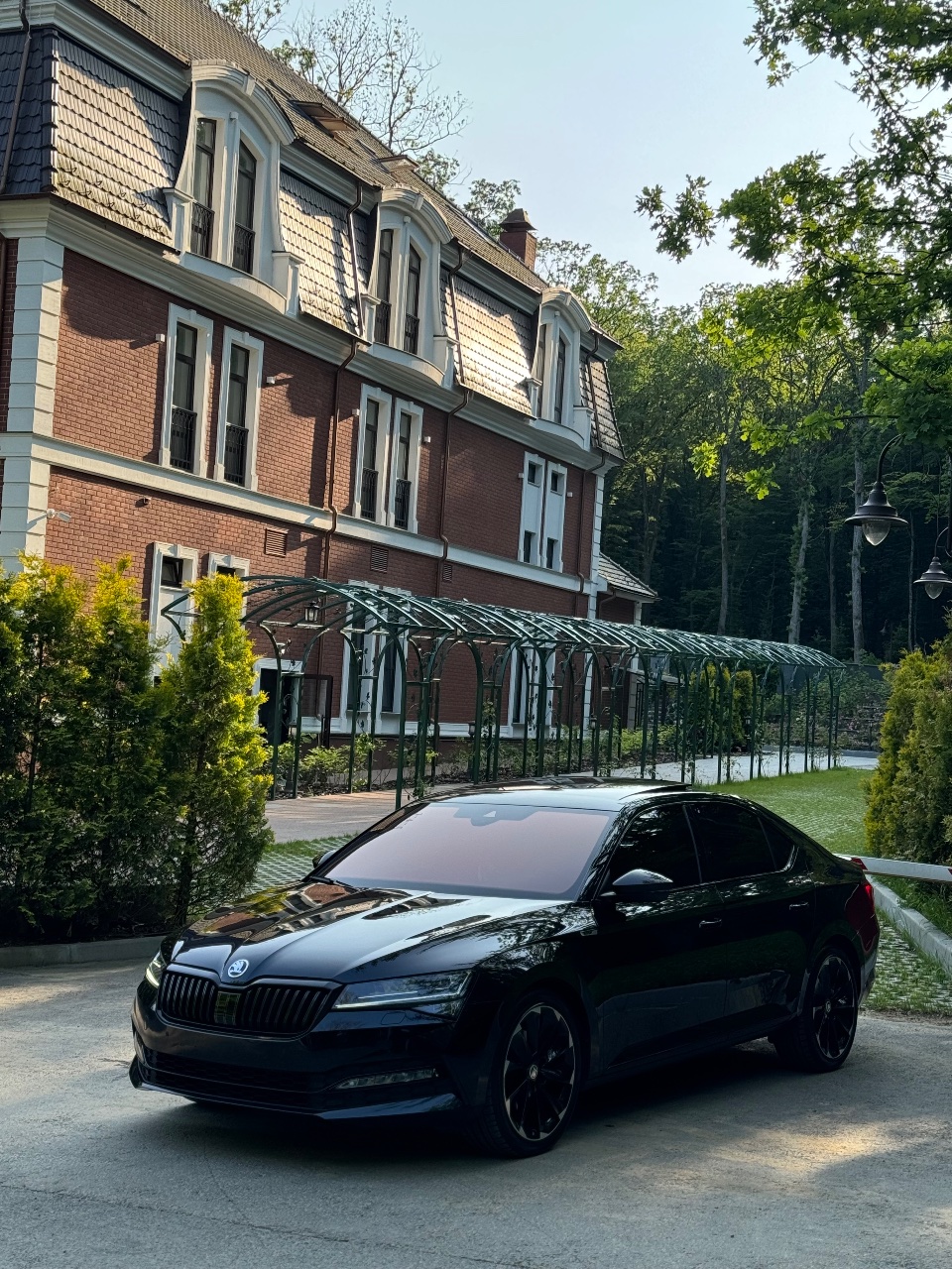 Skoda Superb - фото 2