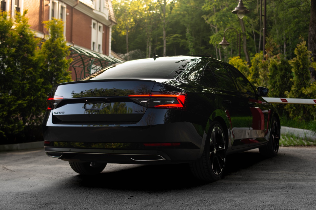 Skoda Superb - фото 7