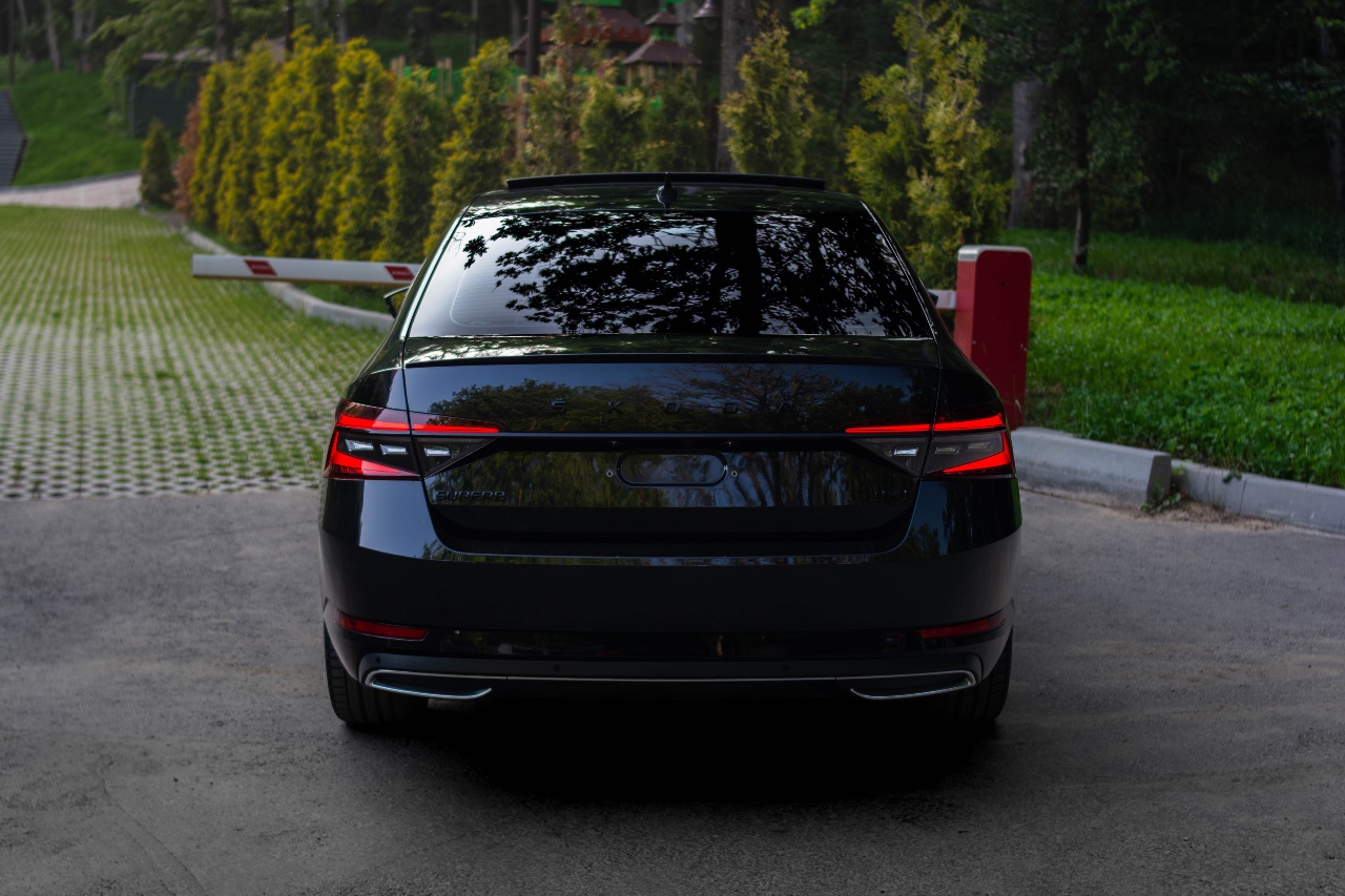 Skoda Superb - фото 6