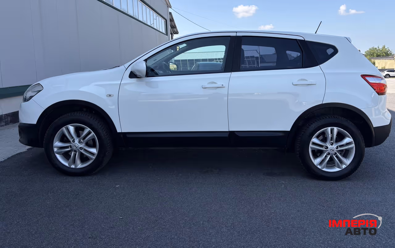 Nissan Qashqai - фото 6
