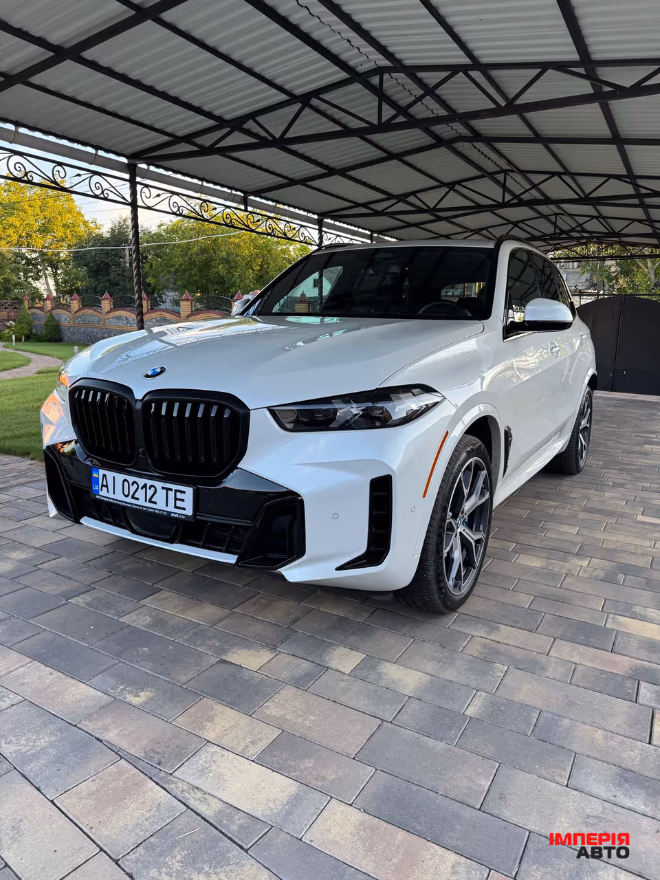 BMW X5 - фото 1